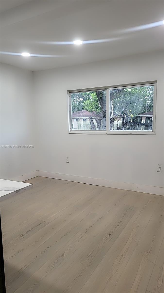 2310 NW 103rd St Unit: Front