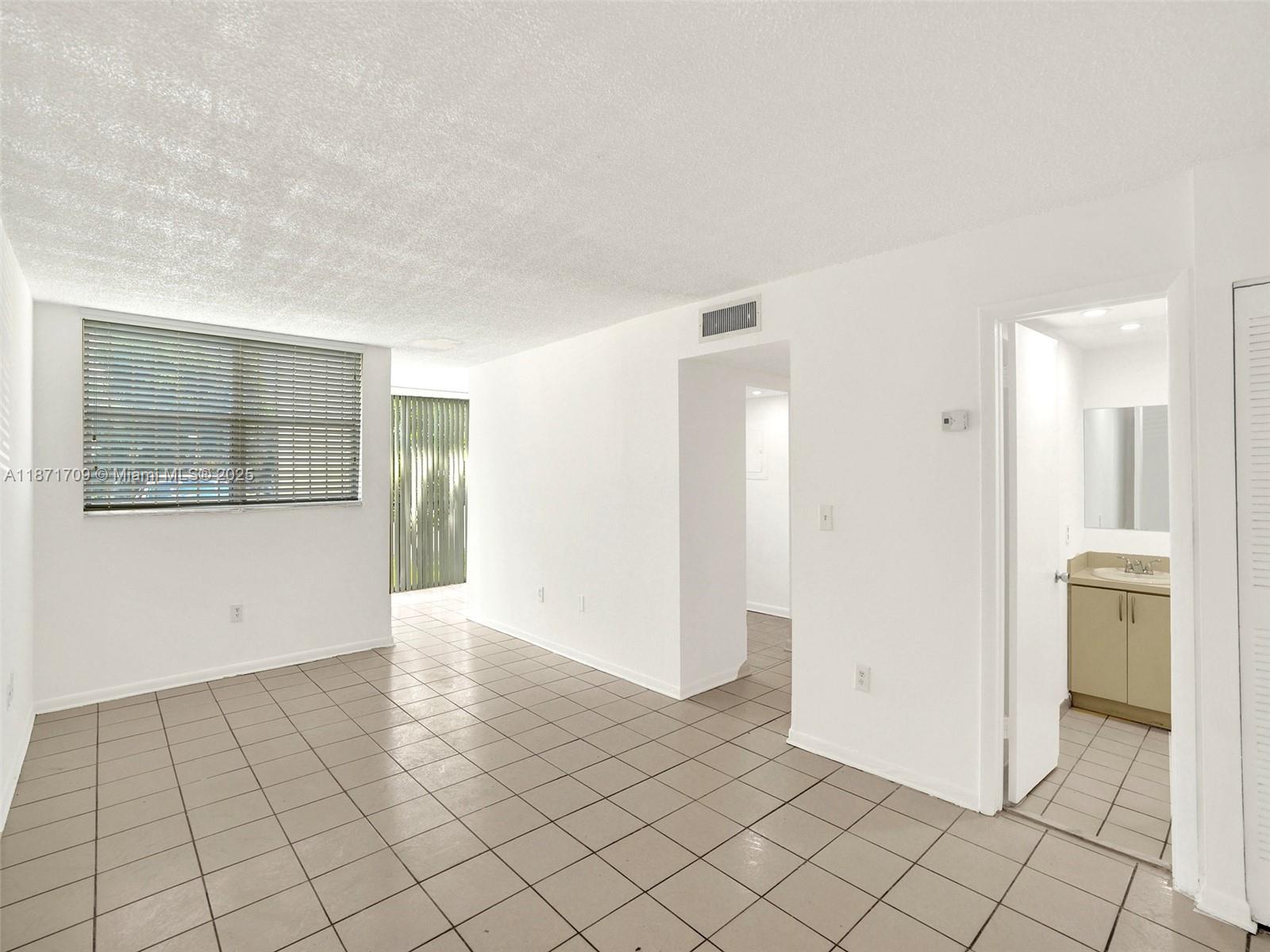 9401 SW 4th St # 114