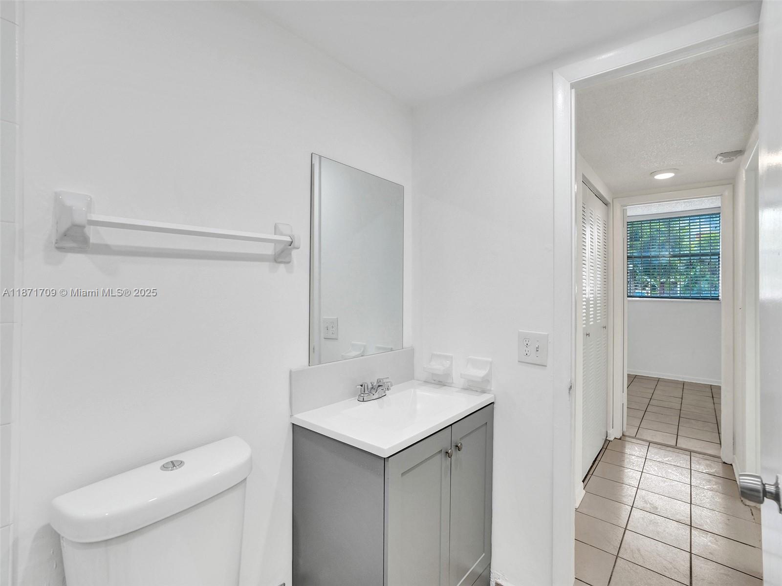 9401 SW 4th St # 114