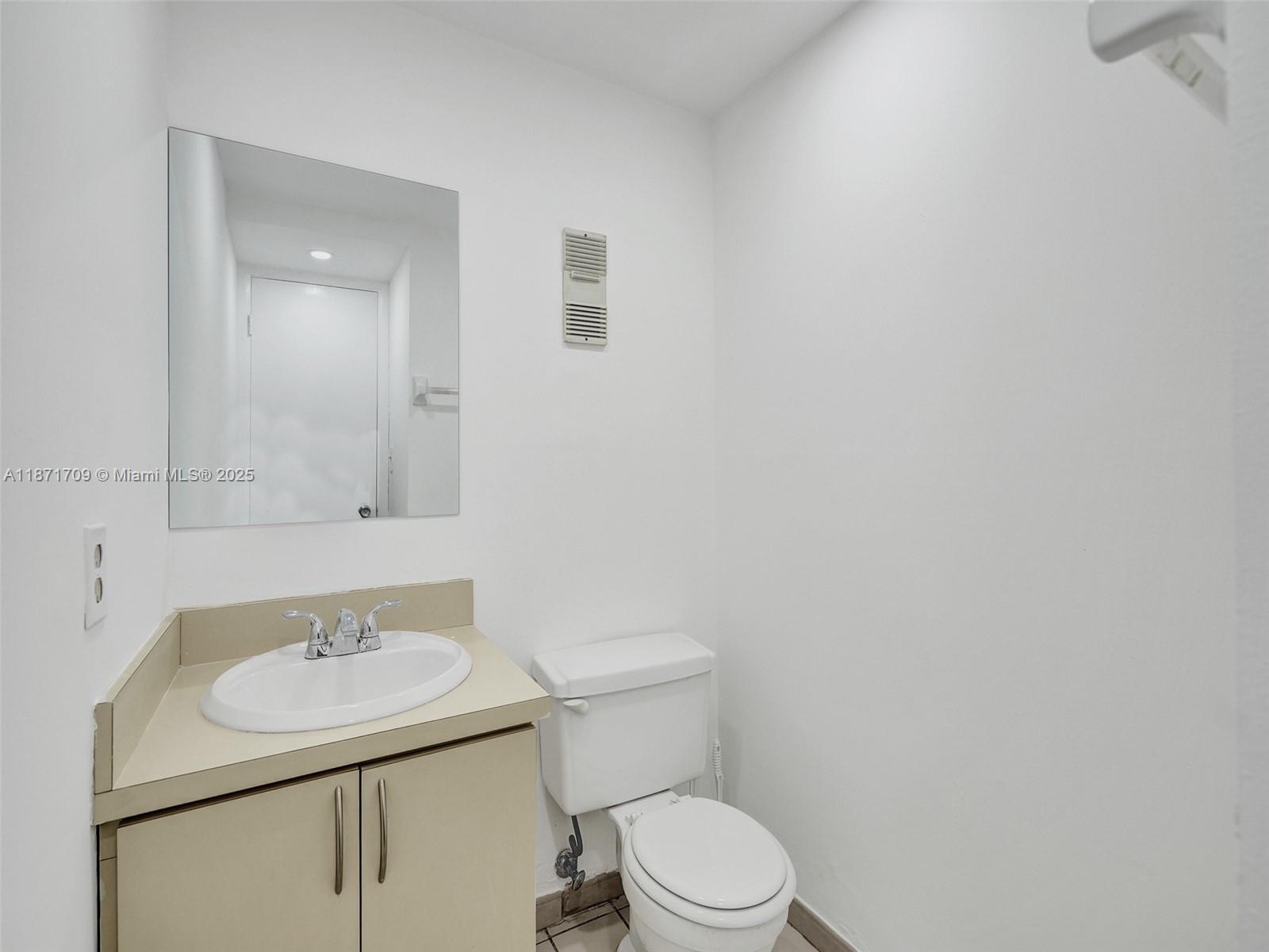 9401 SW 4th St # 114