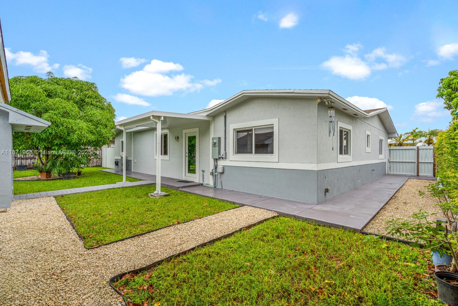 11740 SW 182nd Ter