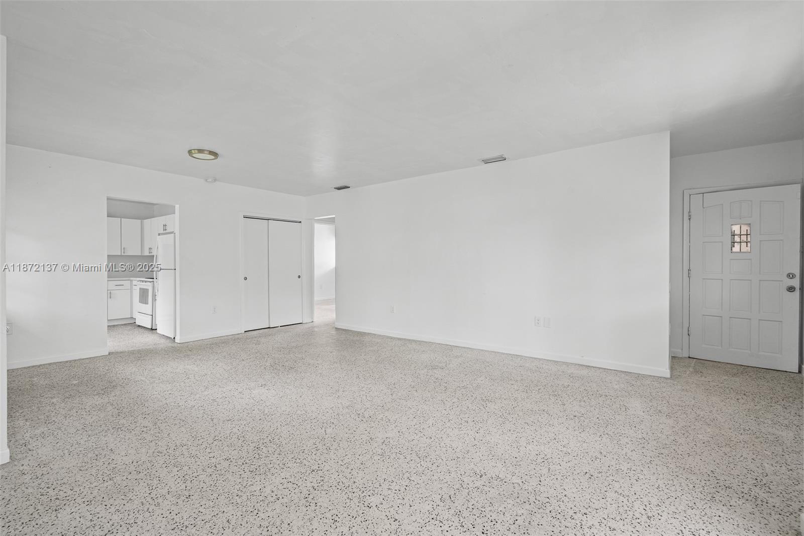 11330 Peachtree Dr