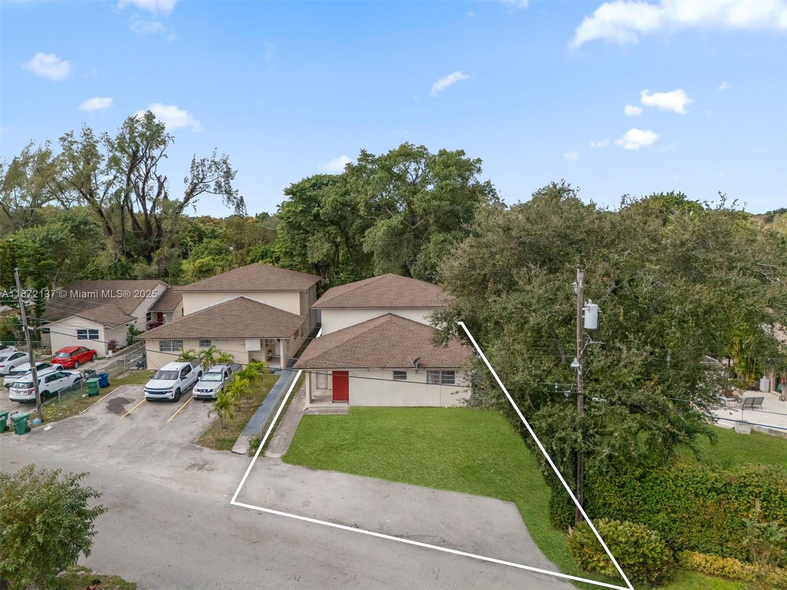 11330 Peachtree Dr