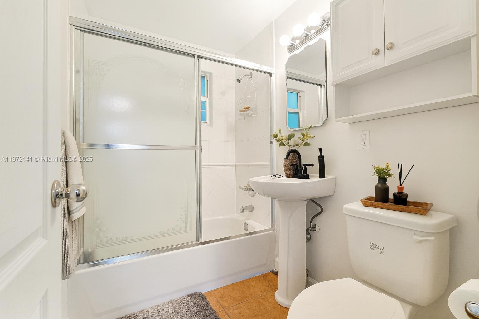 45 Antilla Ave # 2E, Coral Gables Unit: 2E