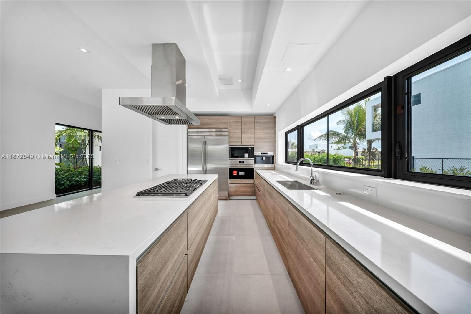 16740 N Botaniko Dr N