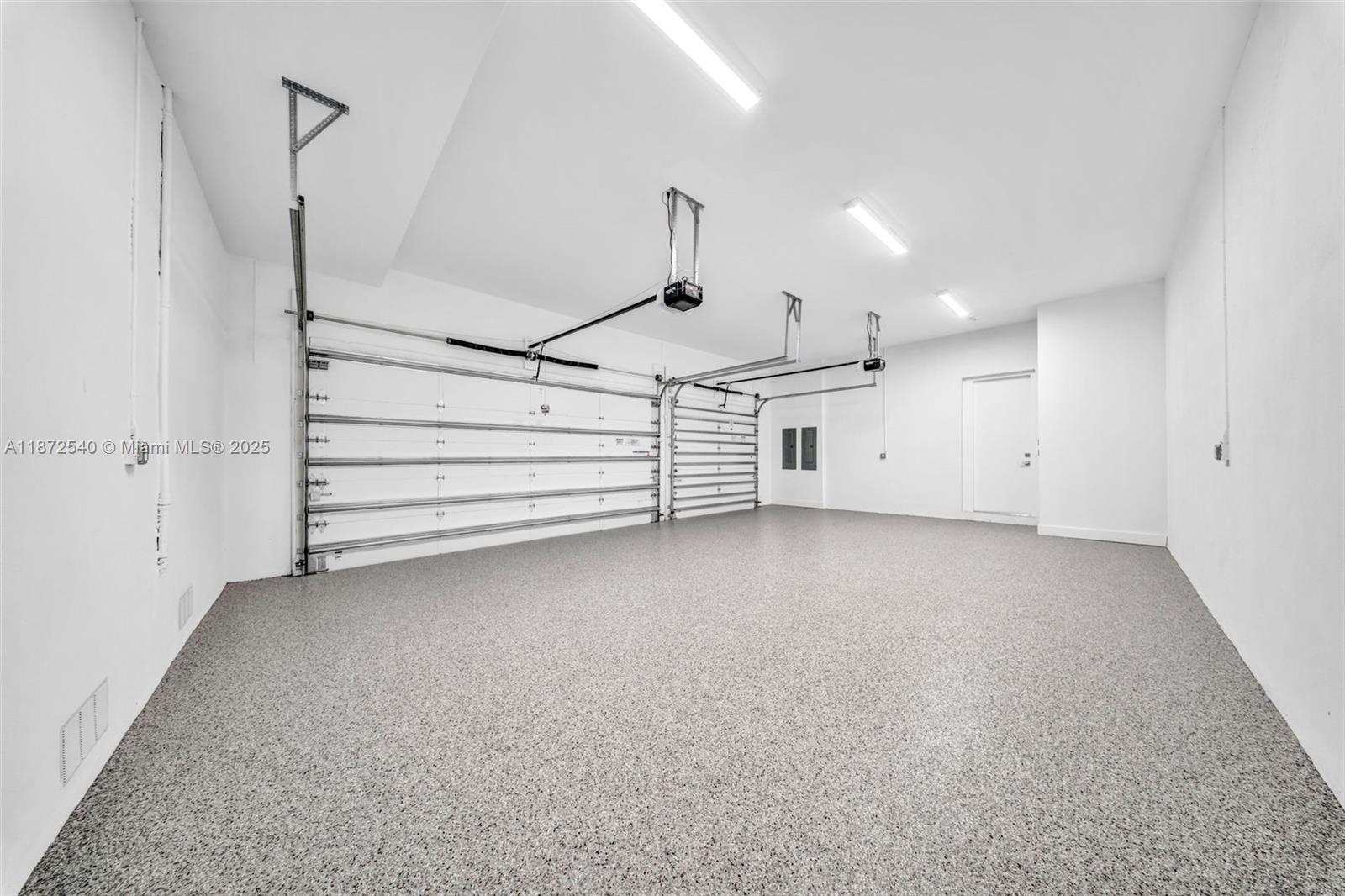 16740 N Botaniko Dr N