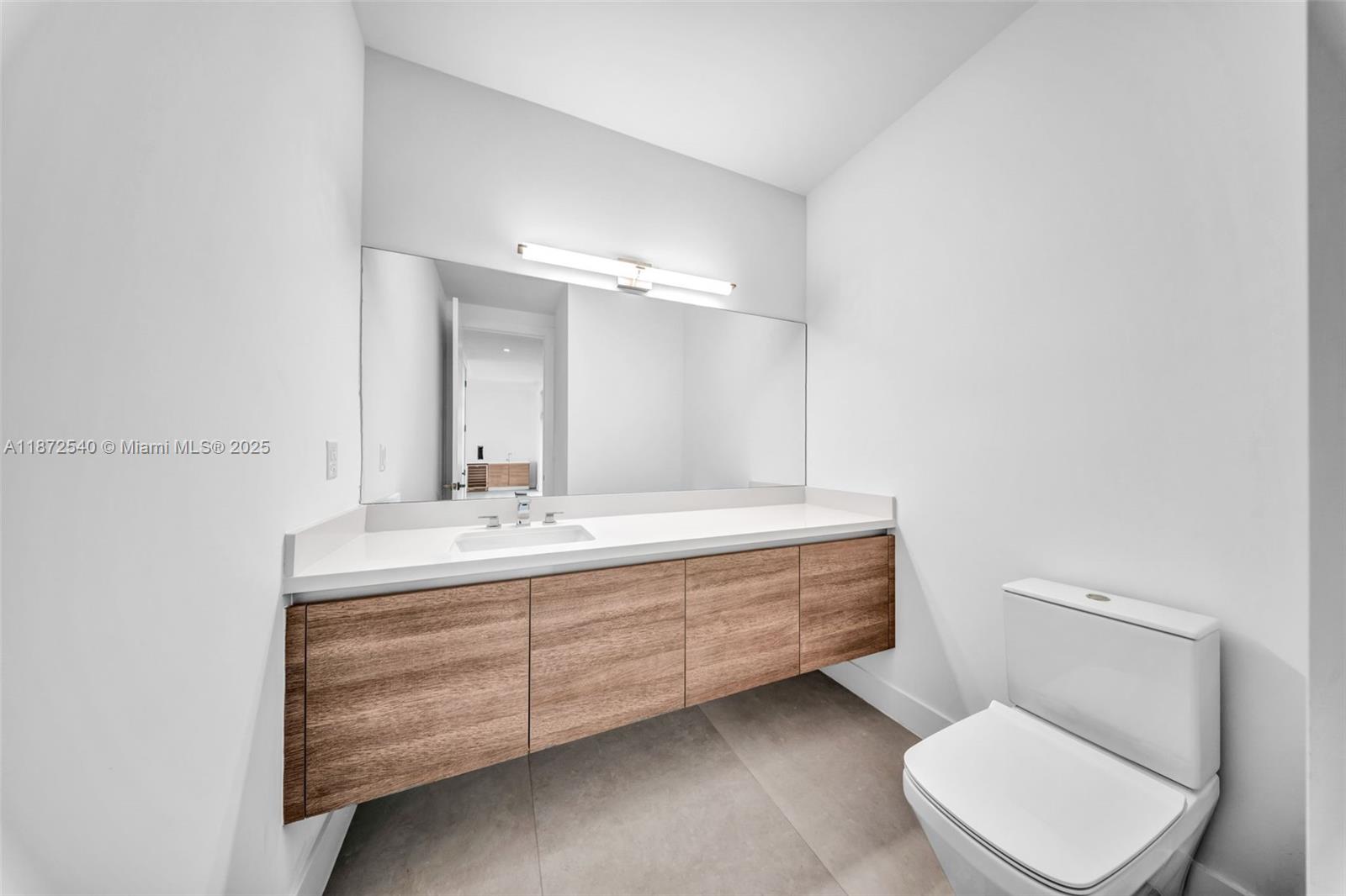 16740 N Botaniko Dr N