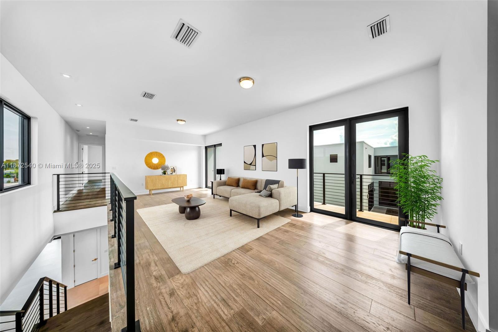 16740 N Botaniko Dr N