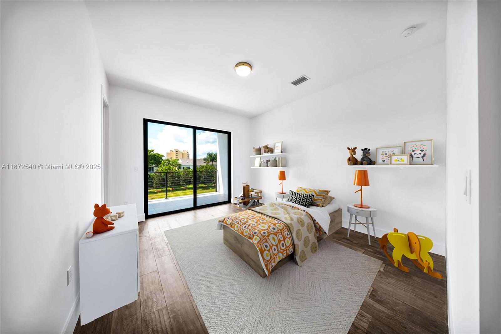 16740 N Botaniko Dr N