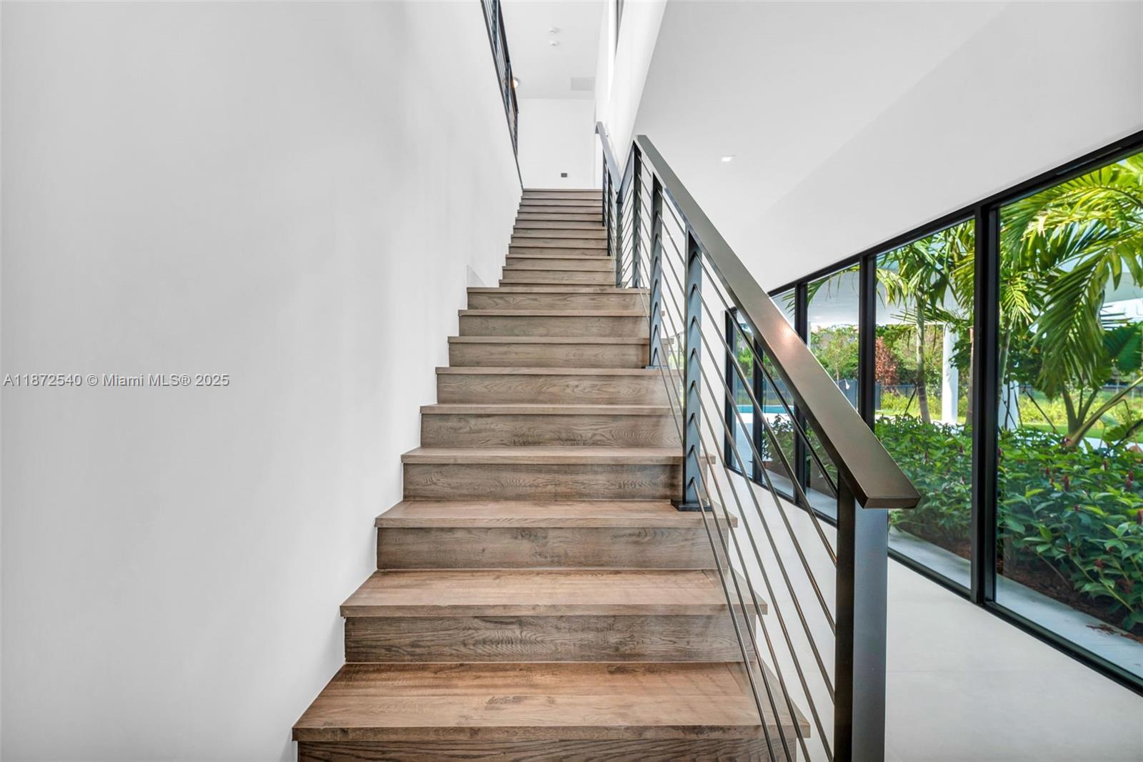 16740 N Botaniko Dr N