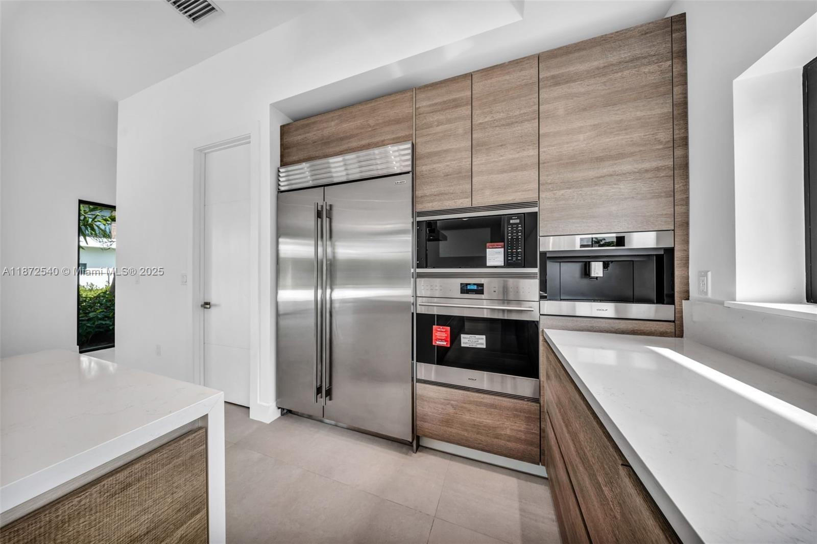 16740 N Botaniko Dr N