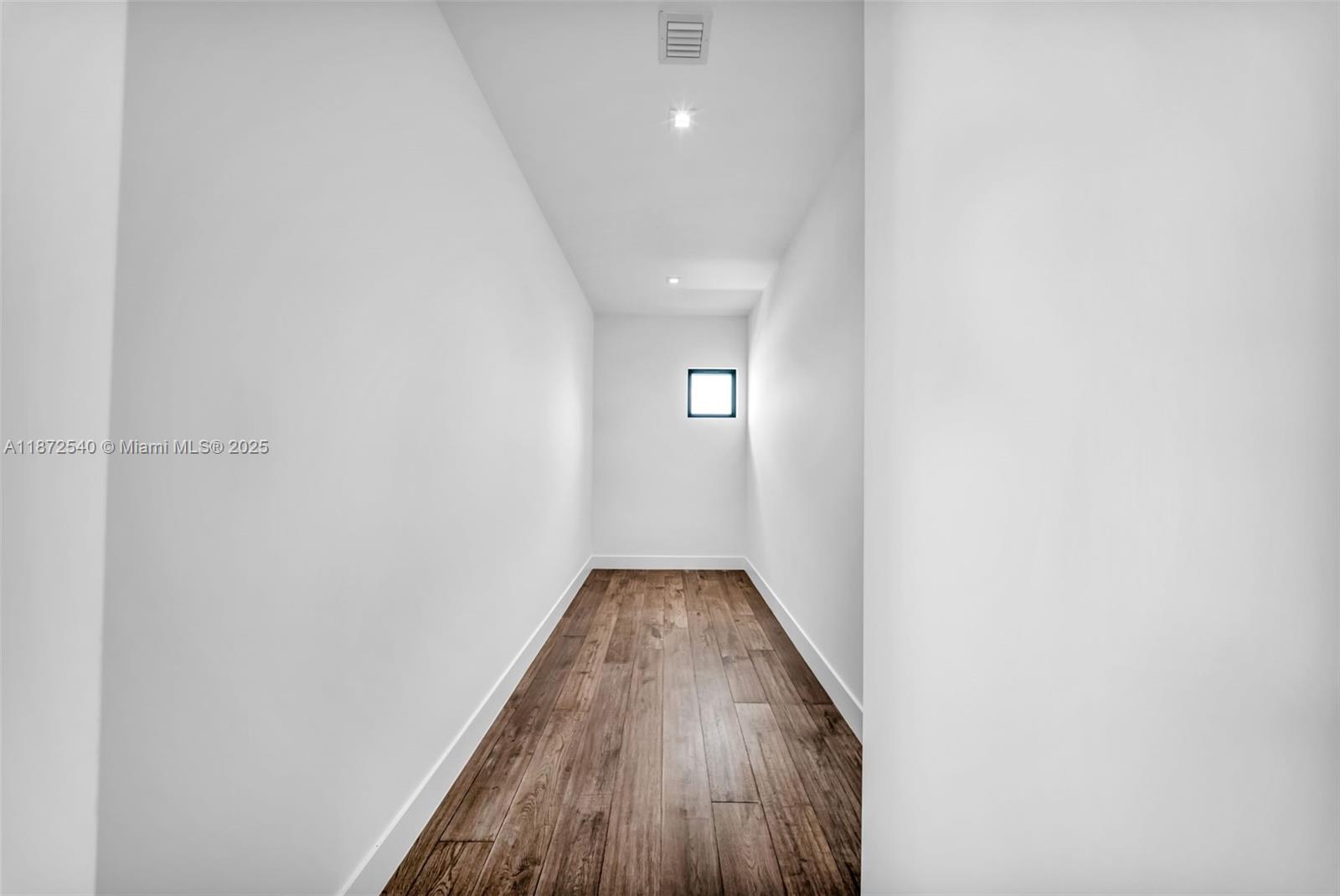 16740 N Botaniko Dr N