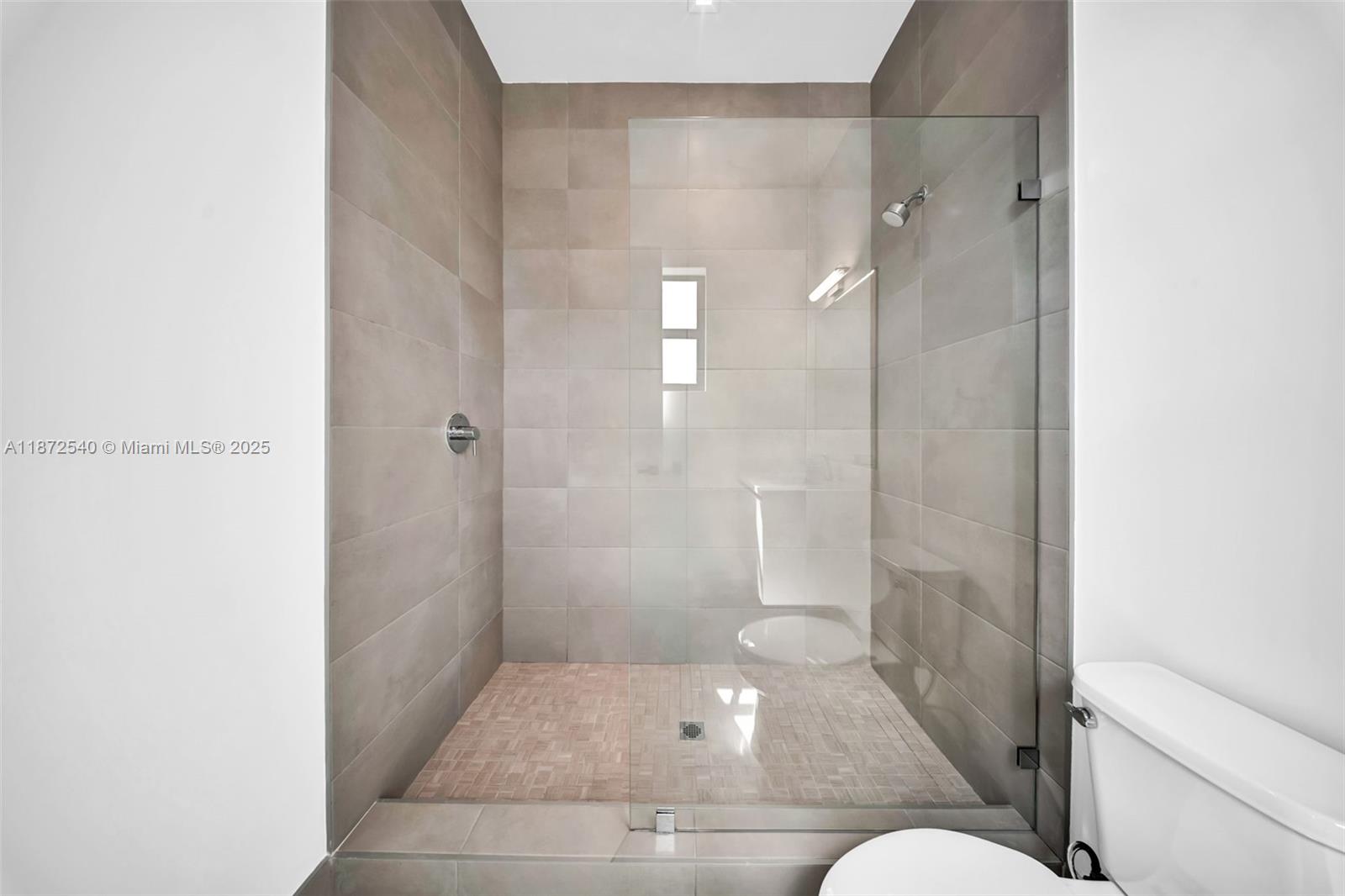 16740 N Botaniko Dr N