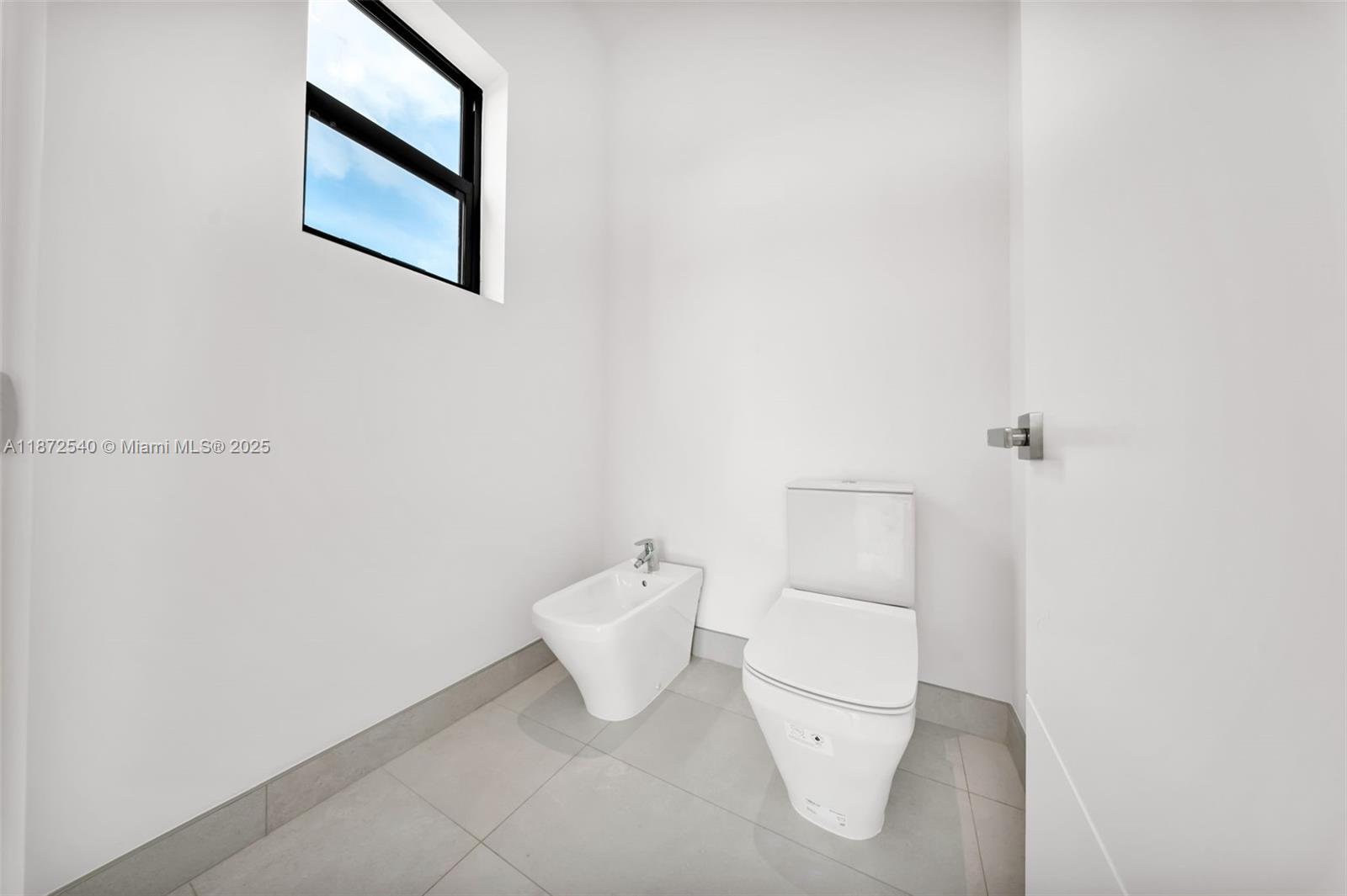 16740 N Botaniko Dr N