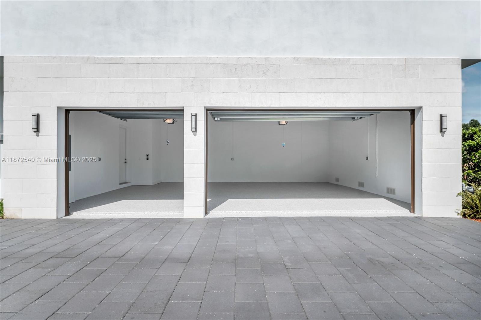 16740 N Botaniko Dr N