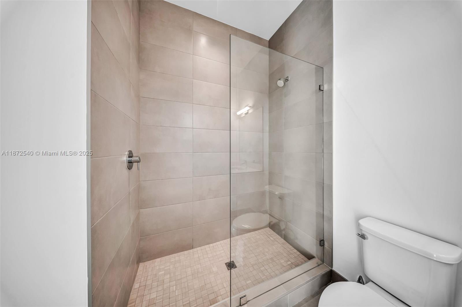 16740 N Botaniko Dr N