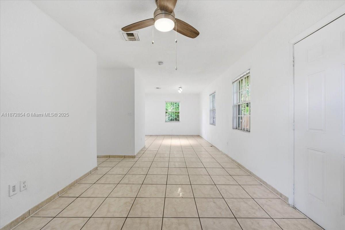 163 NE 76th St # 163