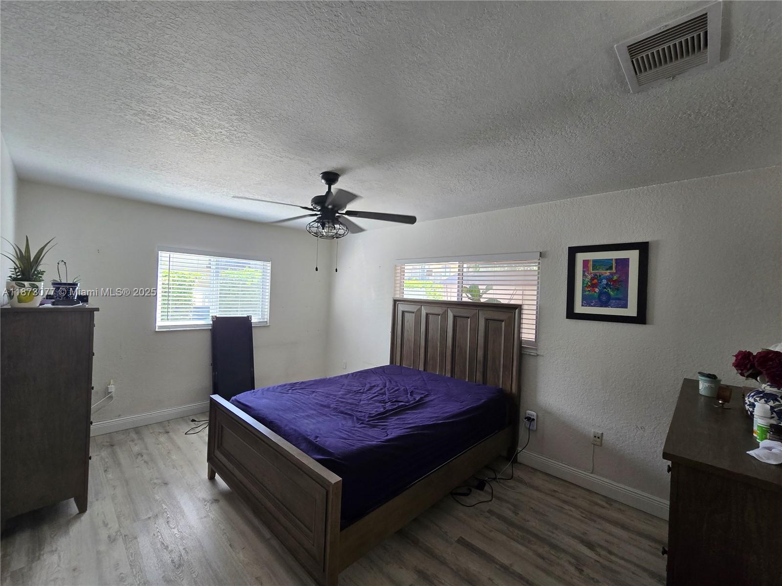 2850 W 80th St # 4 Unit: 110-4