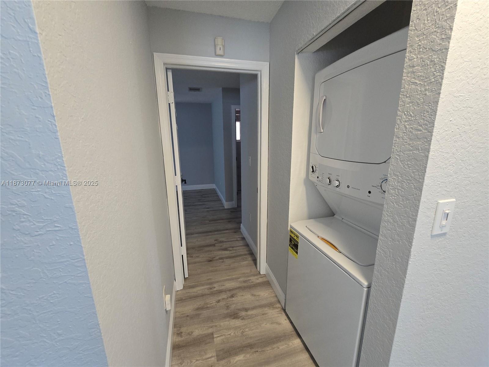 2850 W 80th St # 4 Unit: 110-4