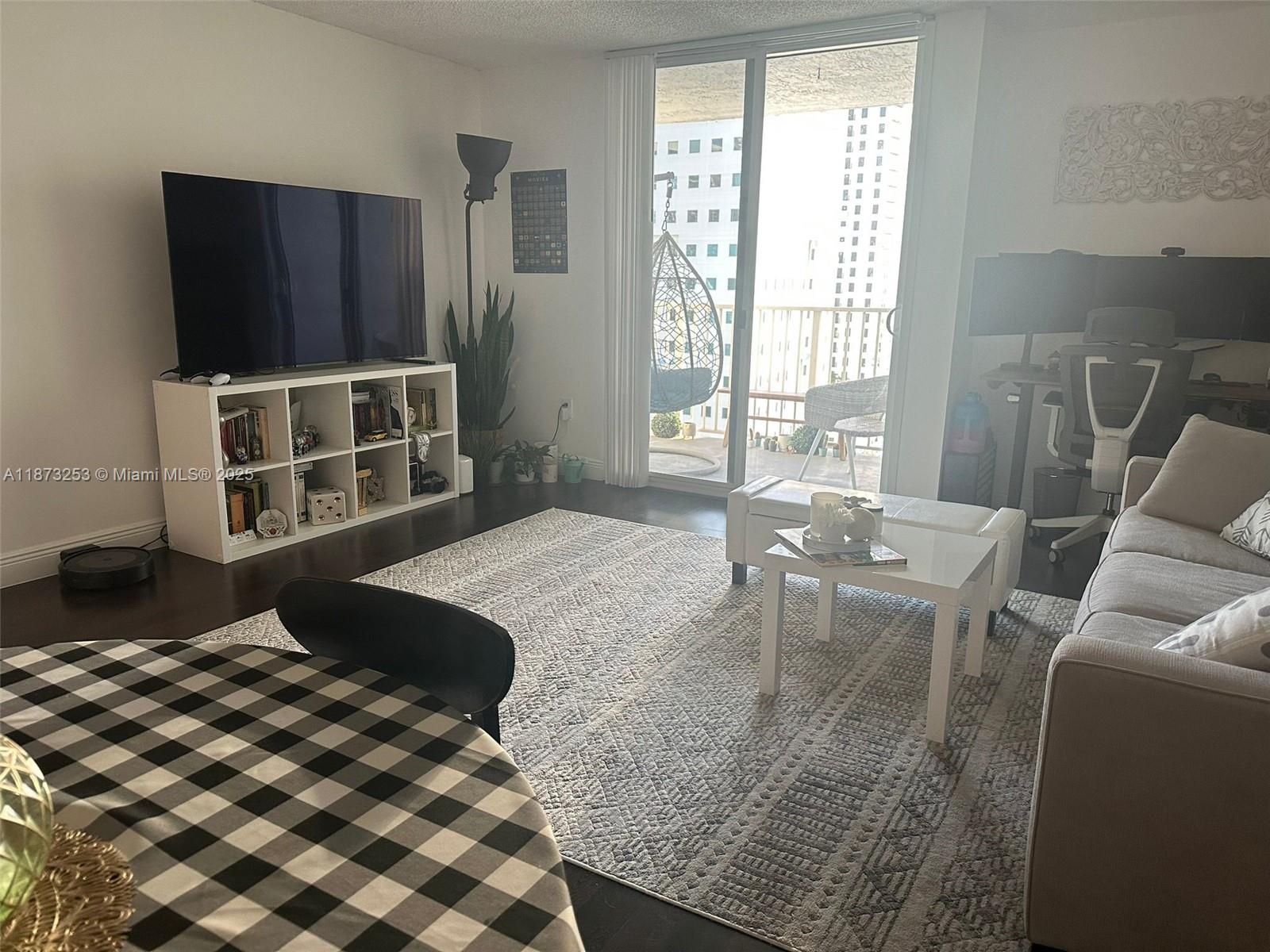 850 N Miami Ave Unit: W-2105