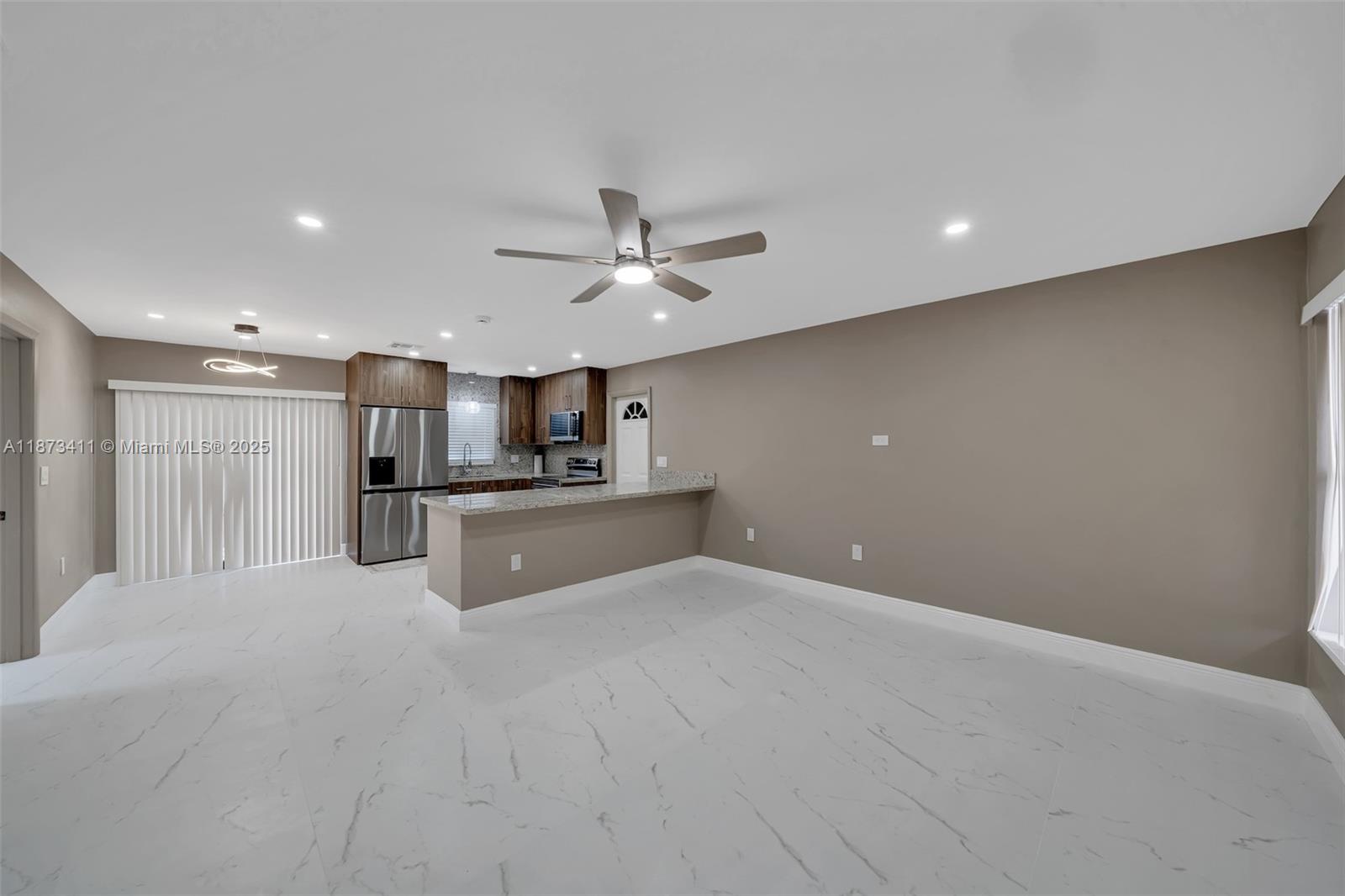 7762 Plantation Blvd