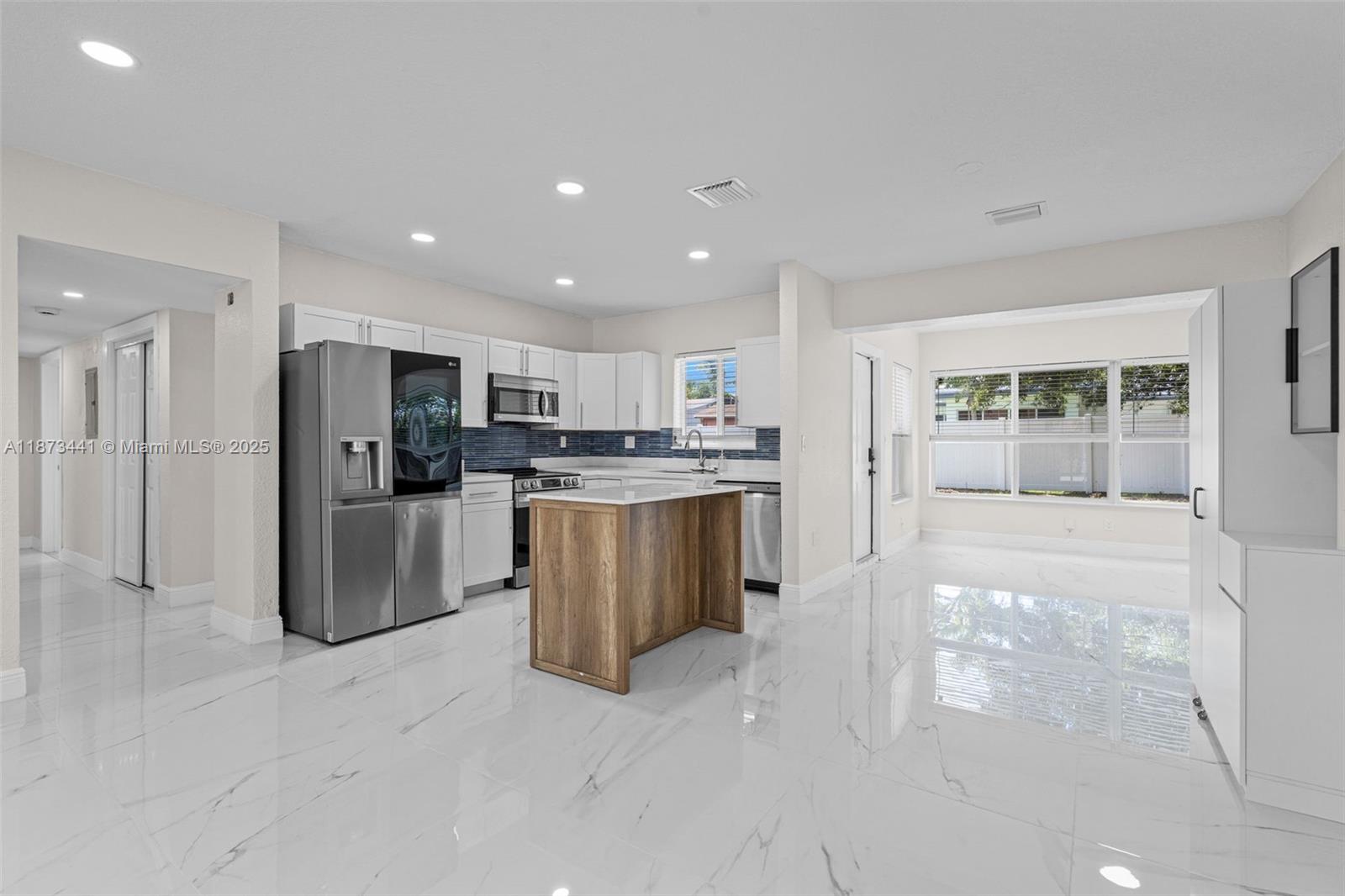 3220 NW 4th Ct