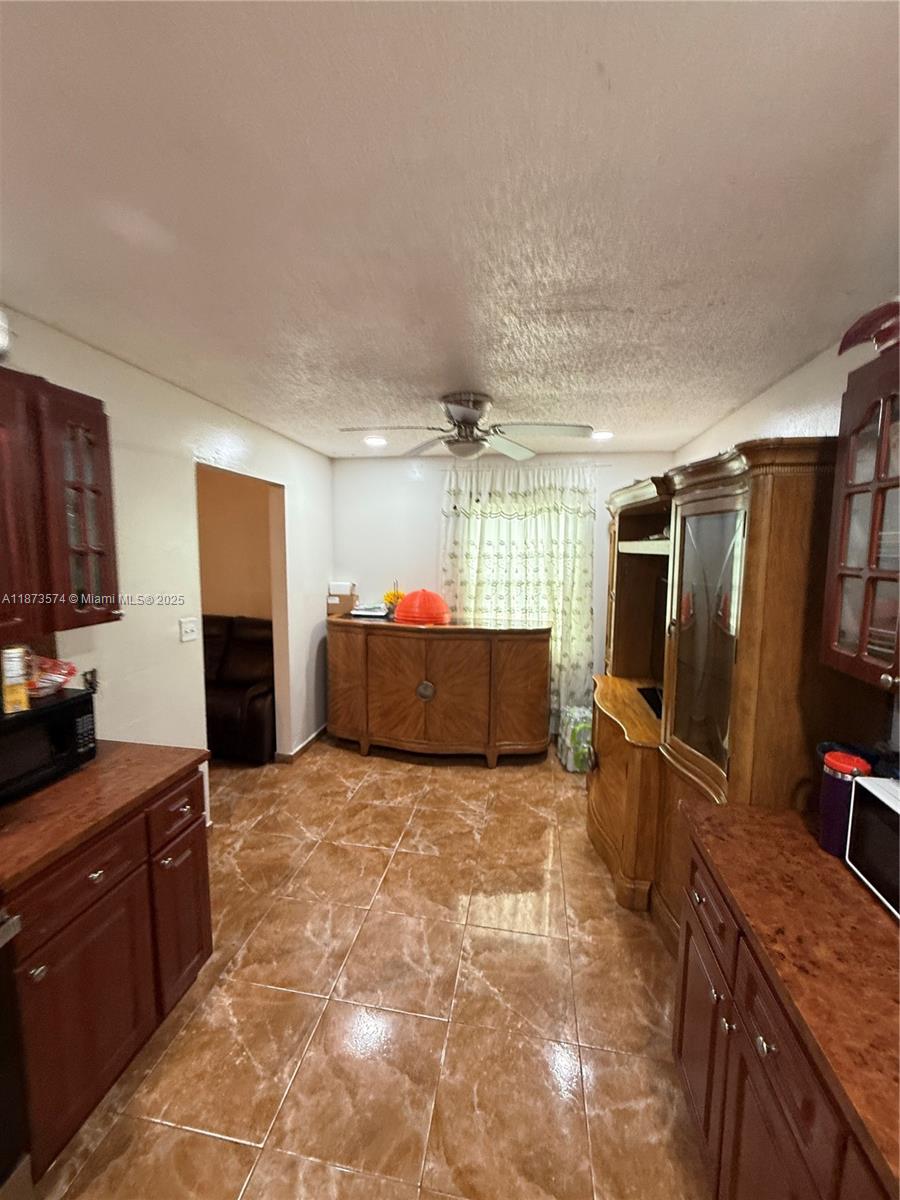 769 SW 8th Ter