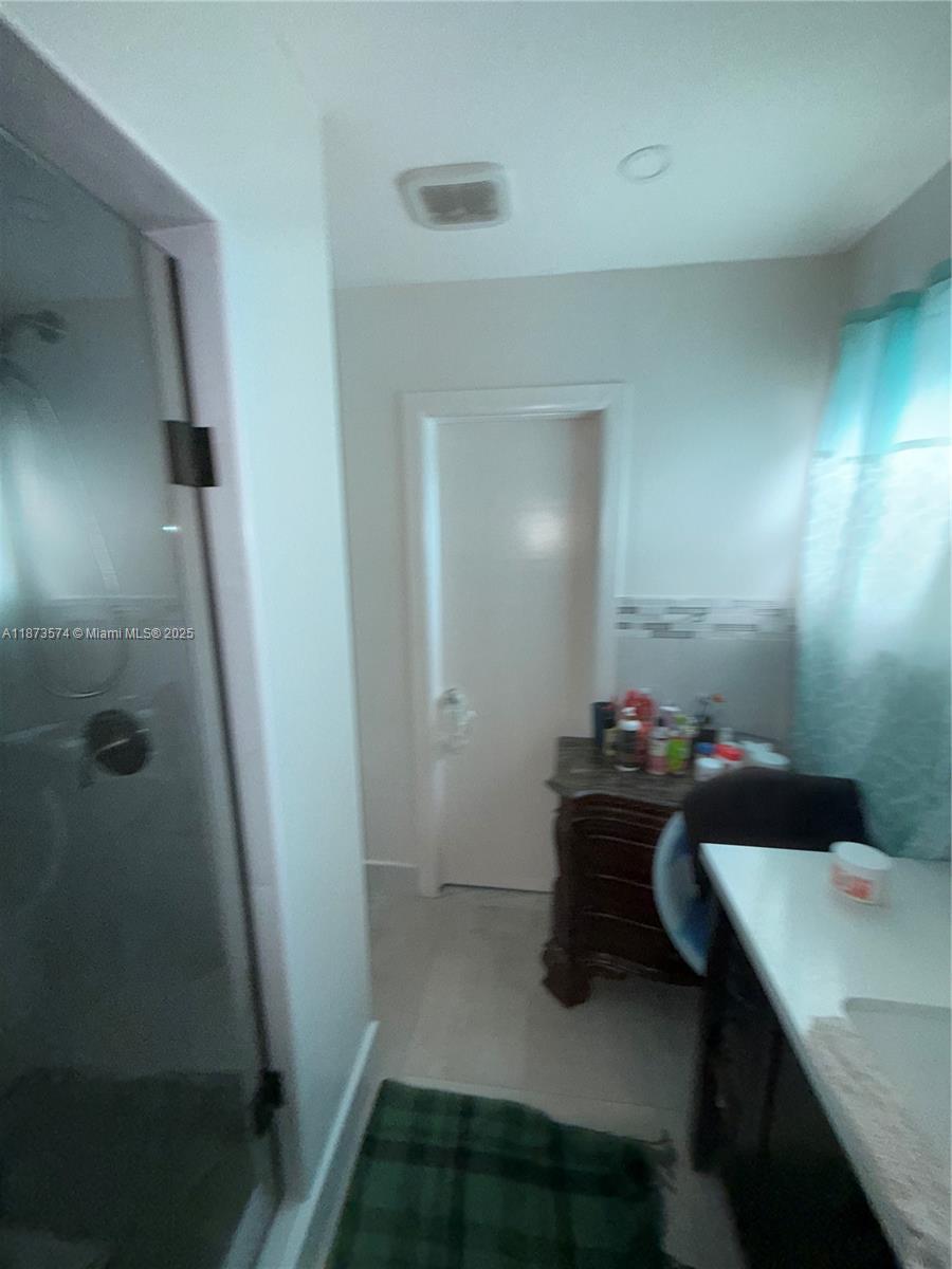 769 SW 8th Ter