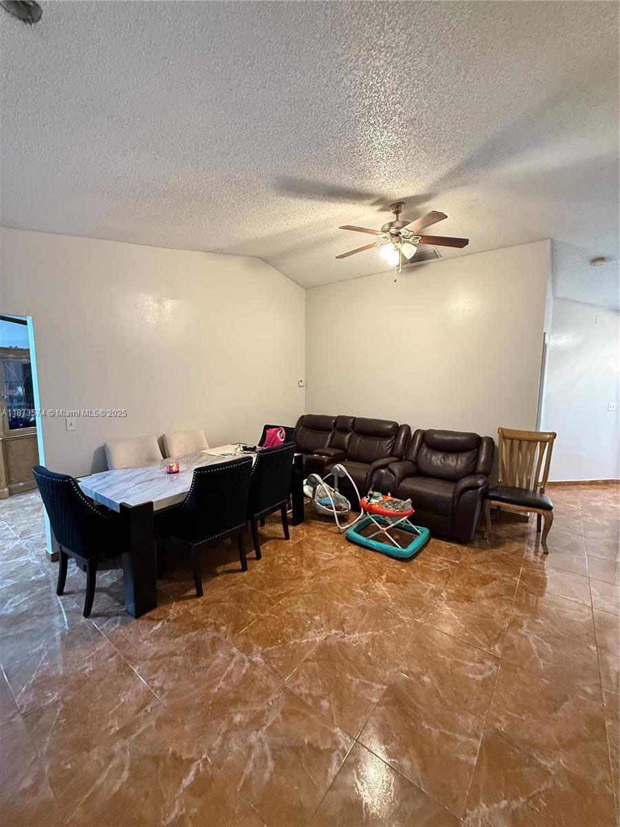 769 SW 8th Ter