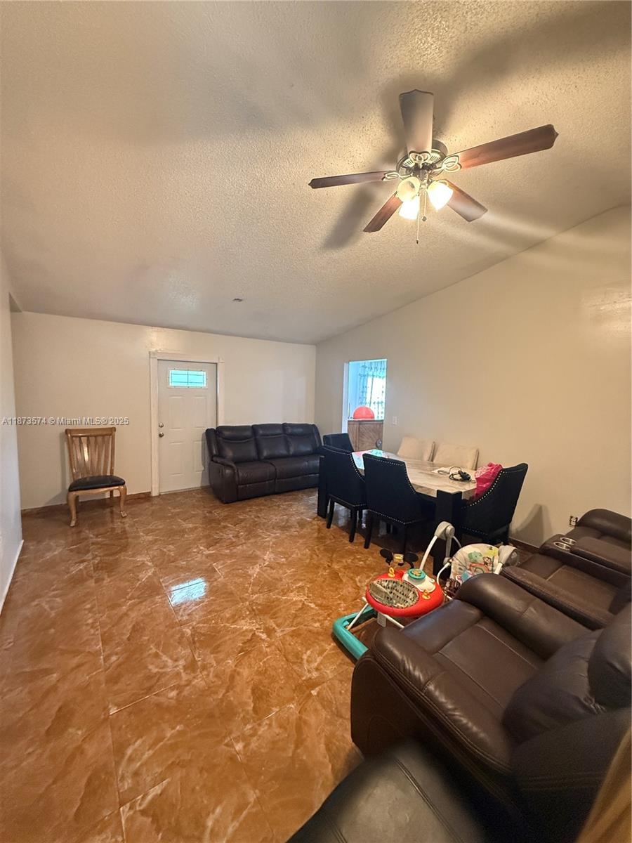 769 SW 8th Ter