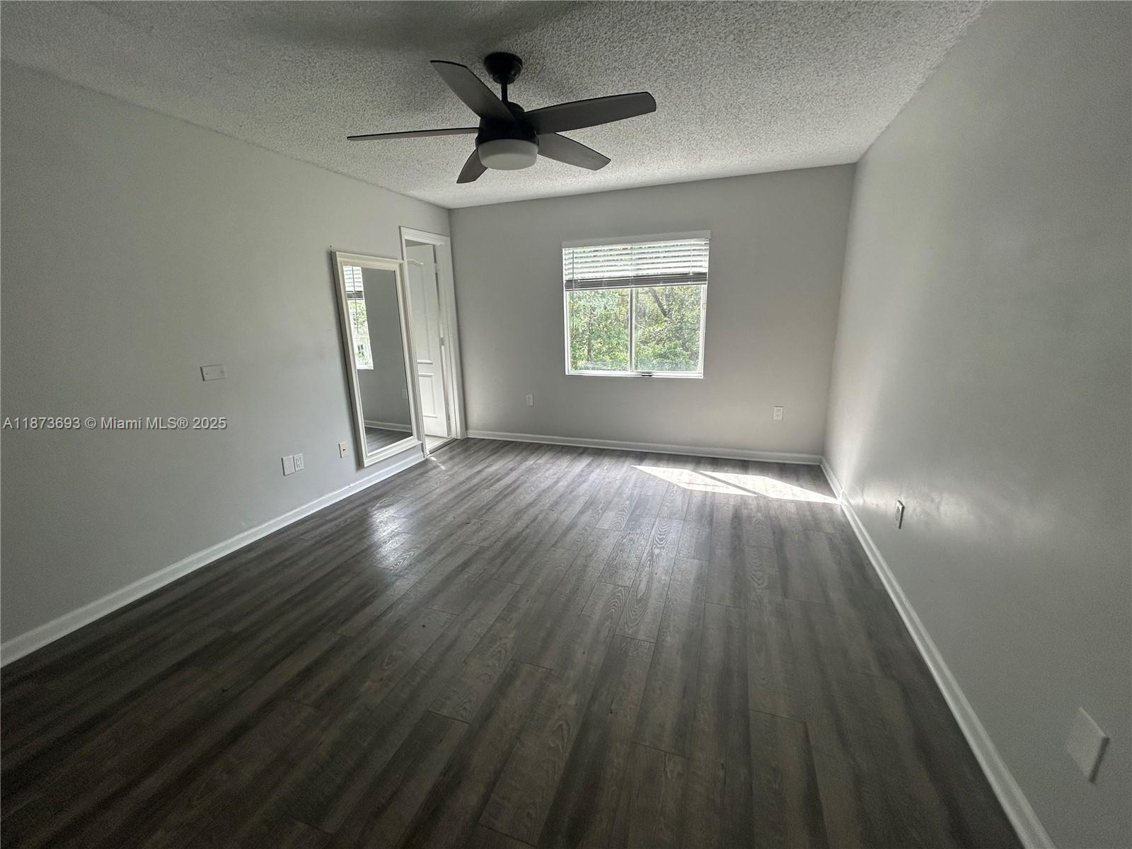 4752 NW 59th Mnr
