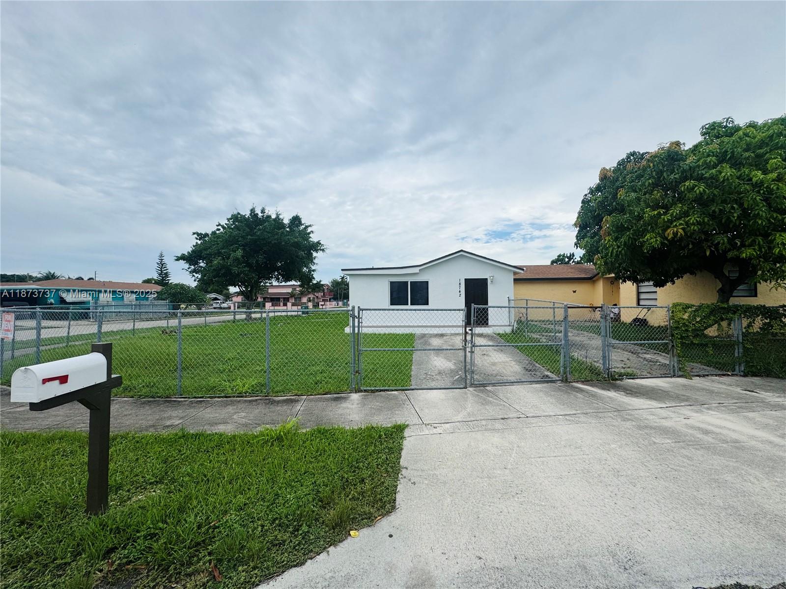 18742 SW 113th Ave # 6