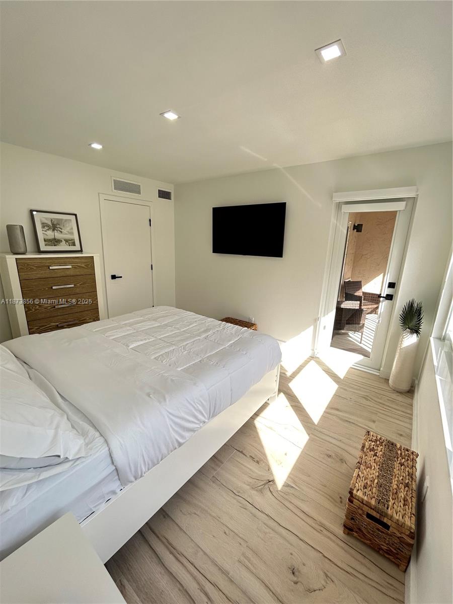 4143 N Ocean Blvd # 307