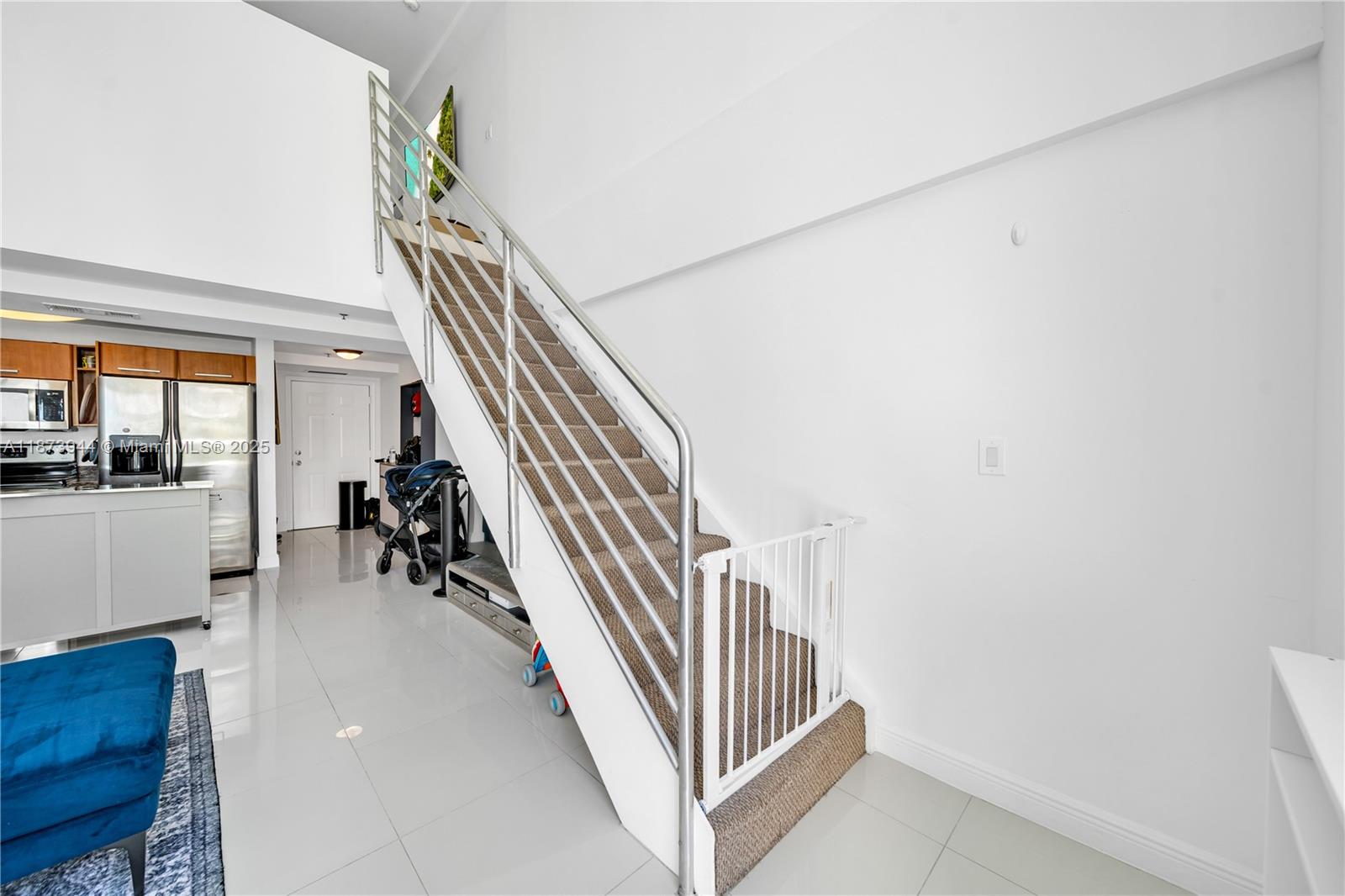 6362 Collins Ave # 506