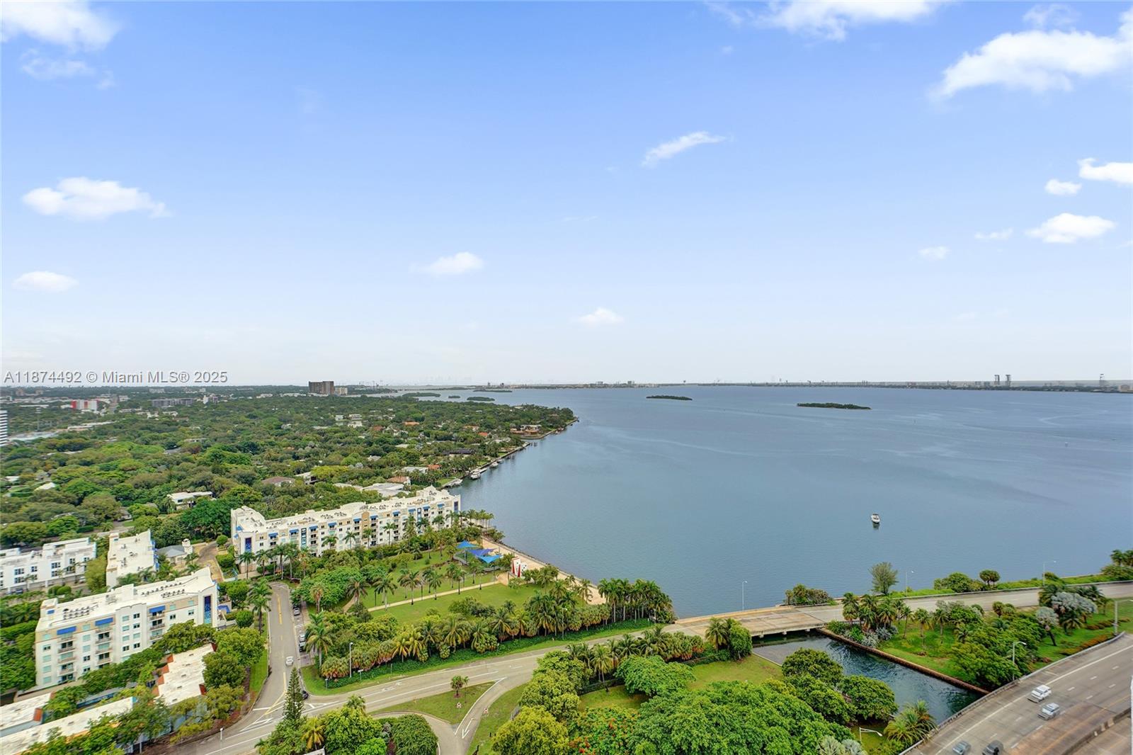 601 NE 36th St # 2703