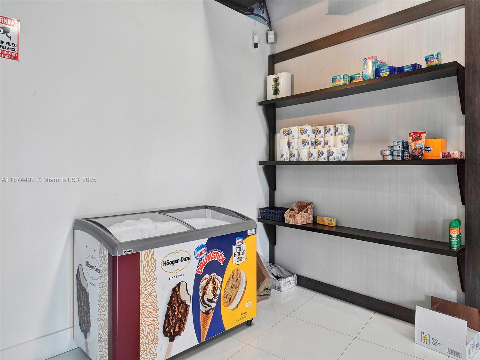 601 NE 36th St # 2703