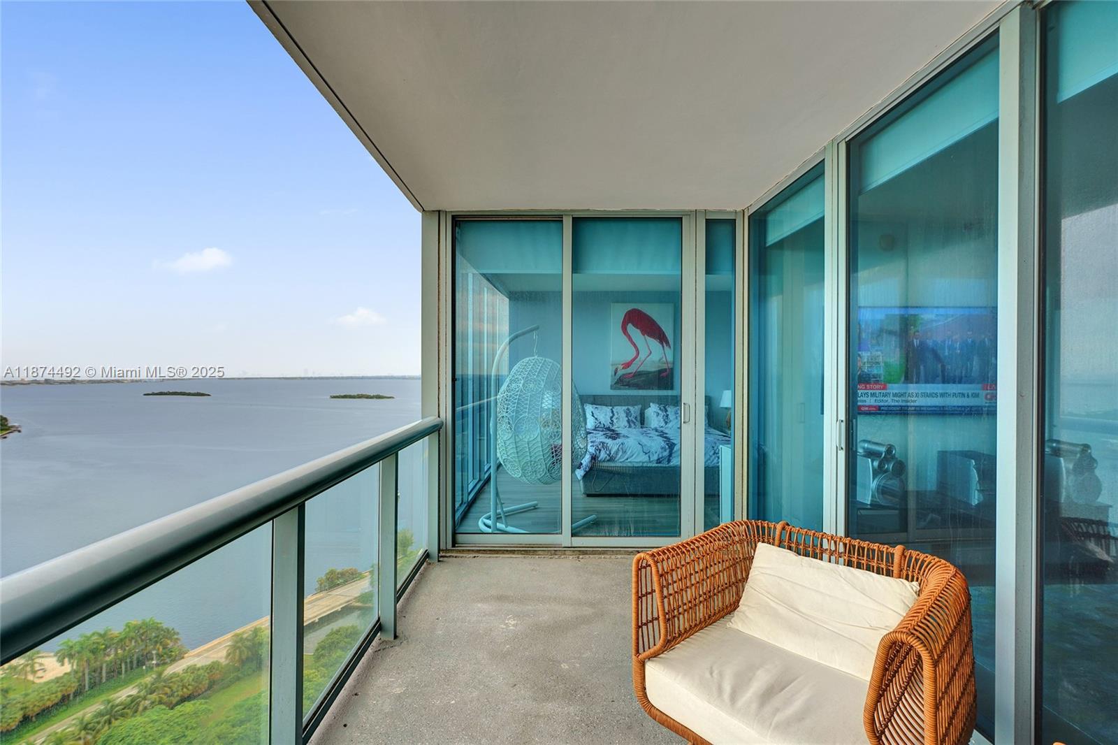 601 NE 36th St # 2703