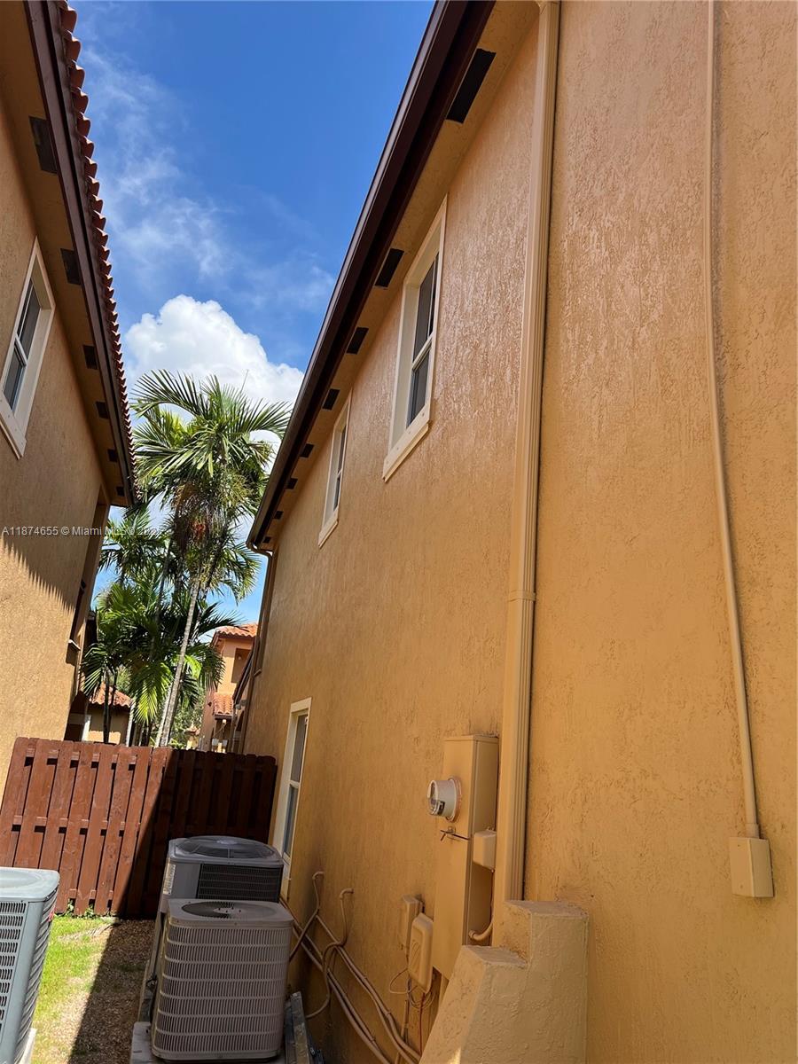 2663 SW 152nd Pl # 2663
