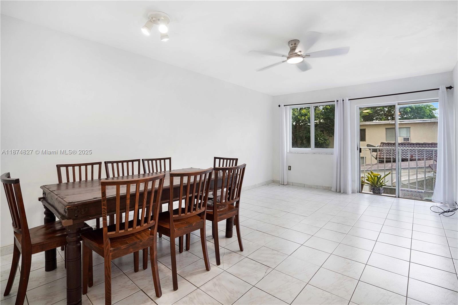 7925 Carlyle Ave # 202