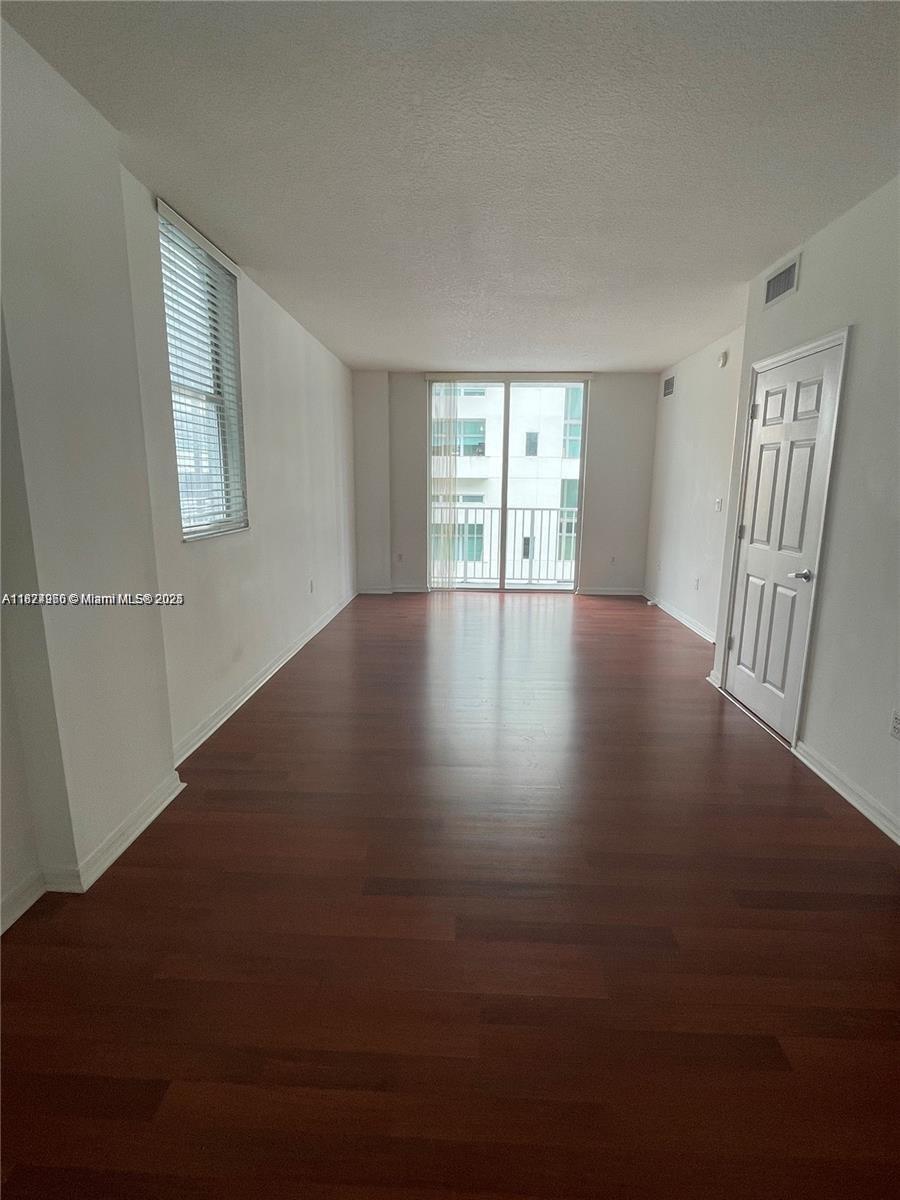 115 SW 11th St # 605