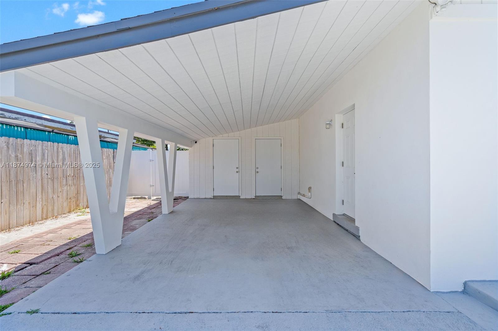 230 NW 33rd Ter # 0