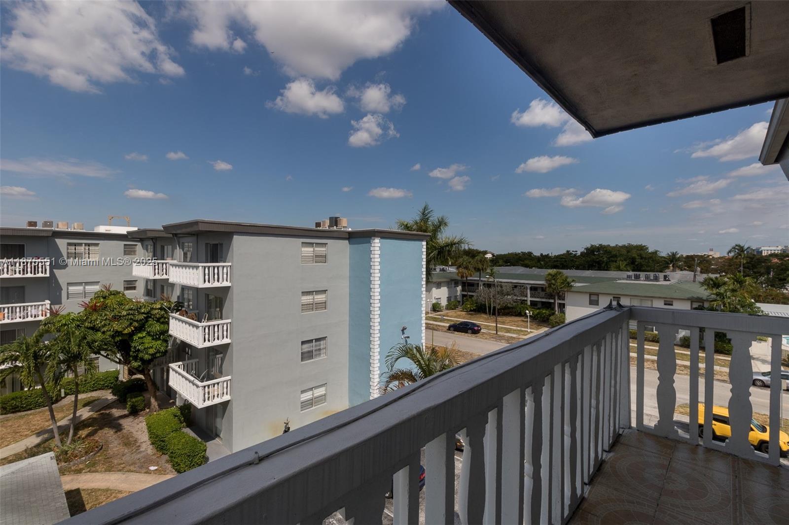 3701 Jackson St # 411