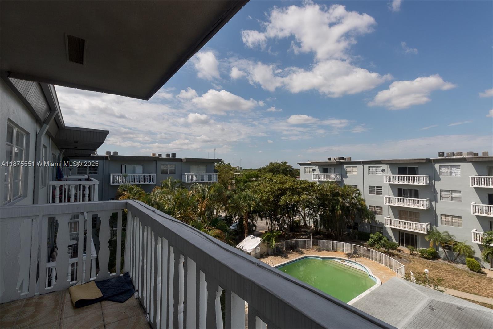 3701 Jackson St # 411