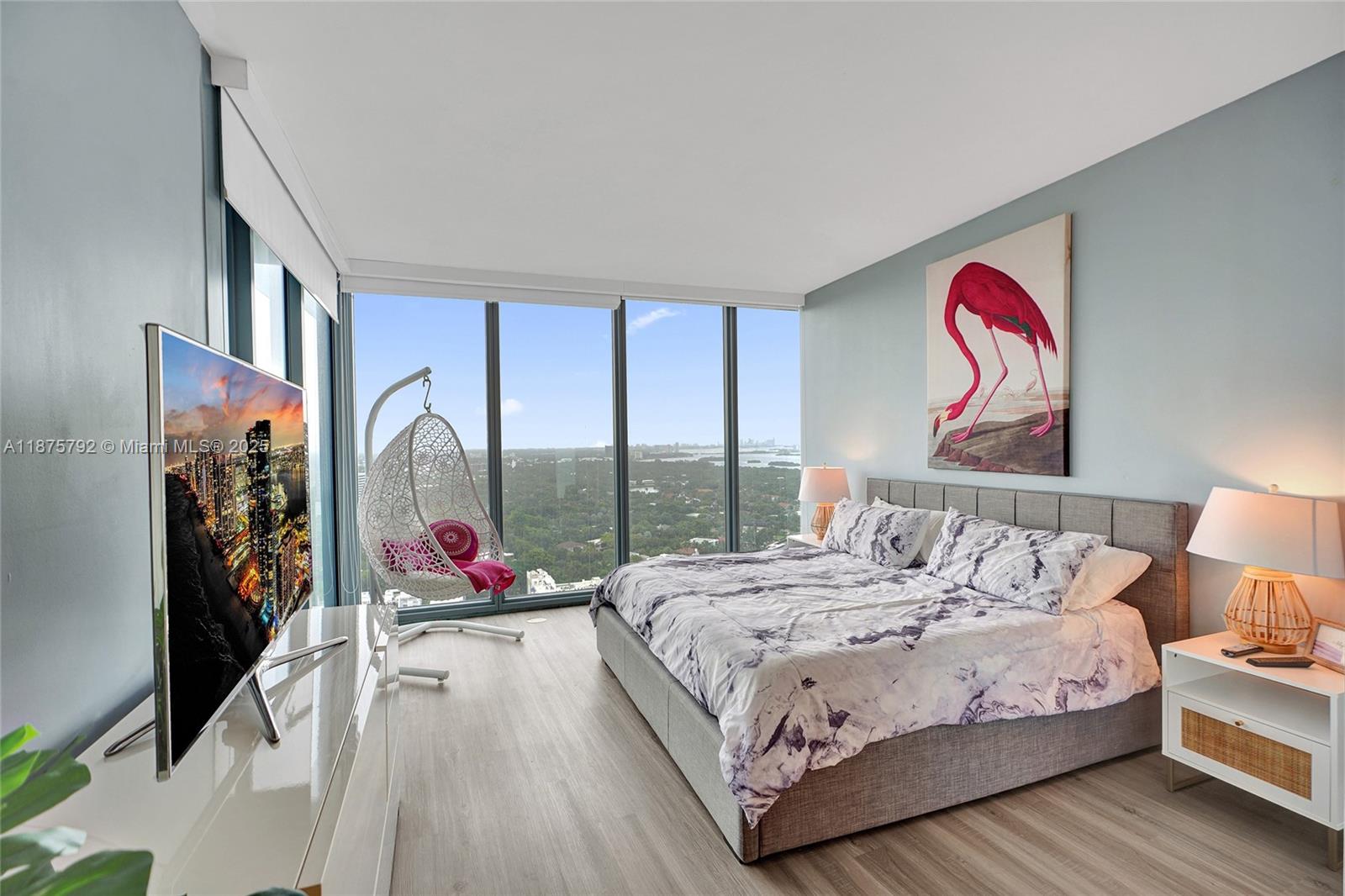 601 NE 36th St # 2703