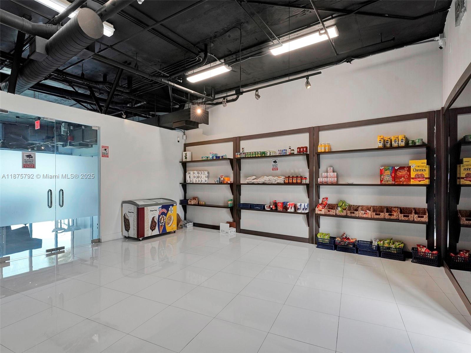 601 NE 36th St # 2703