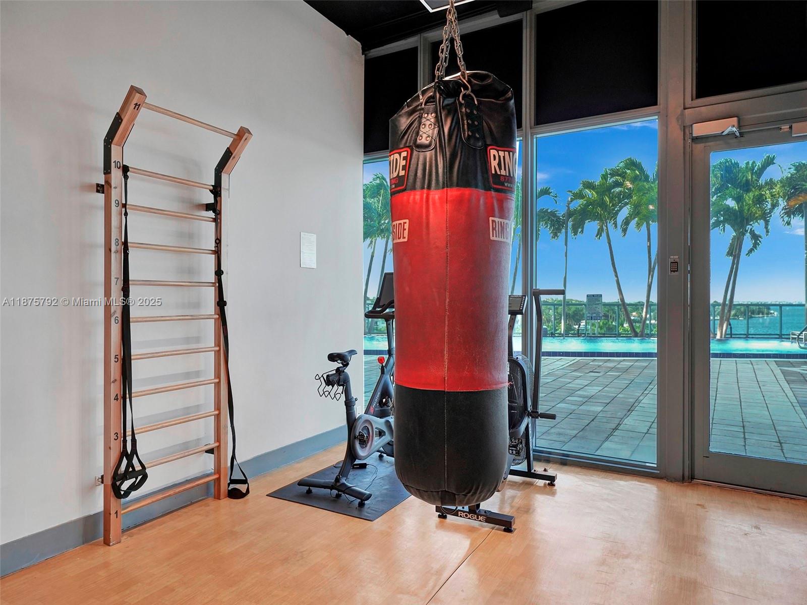 601 NE 36th St # 2703