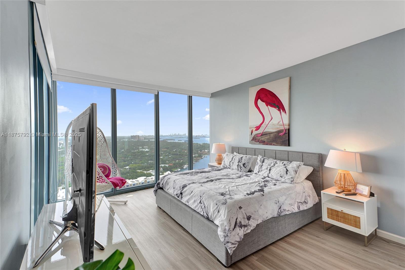 601 NE 36th St # 2703