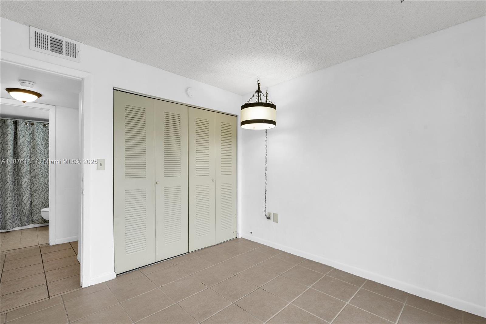 1820 W 53rd St # 201