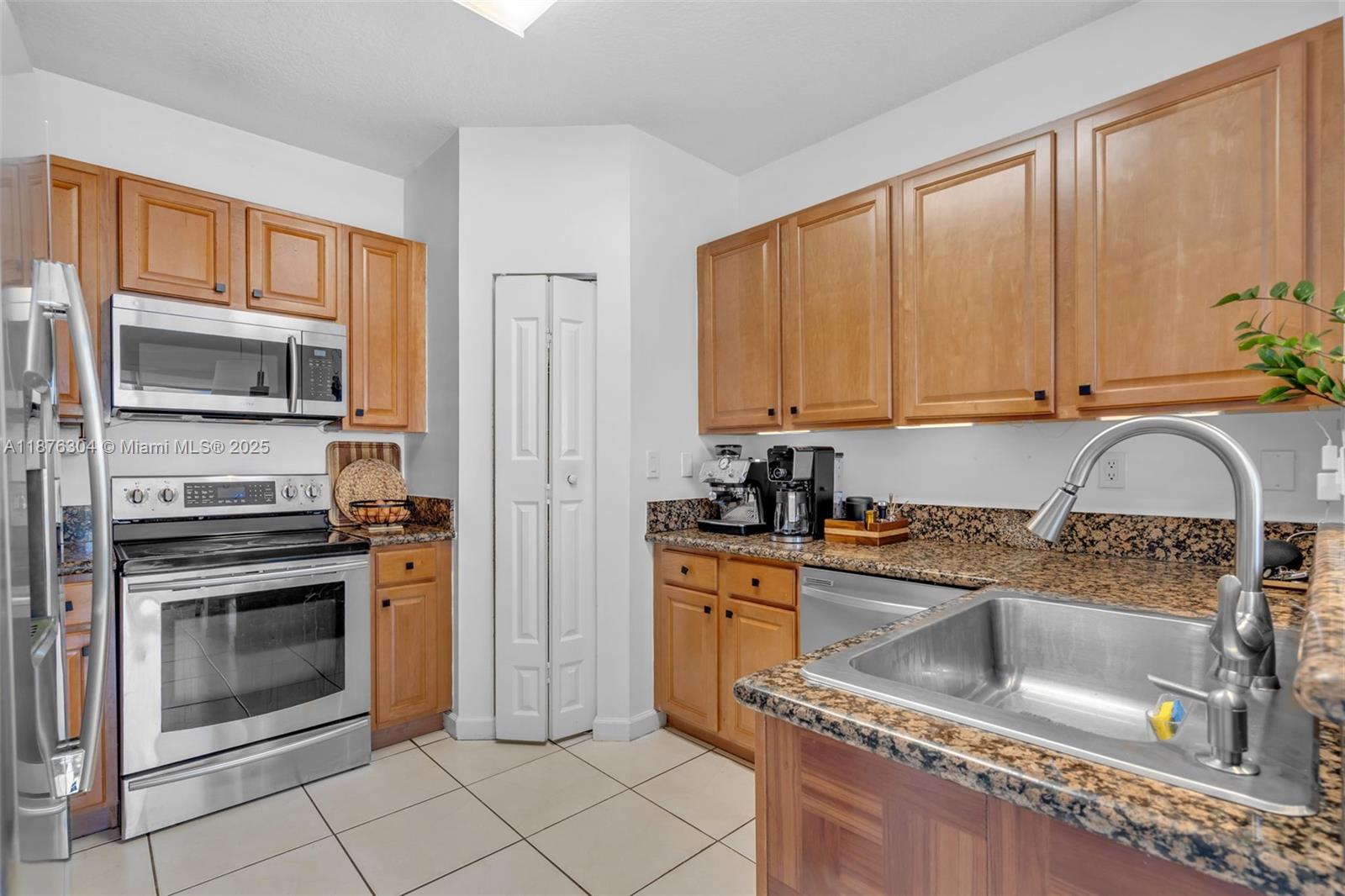 11451 NW 68th Ter # 11451