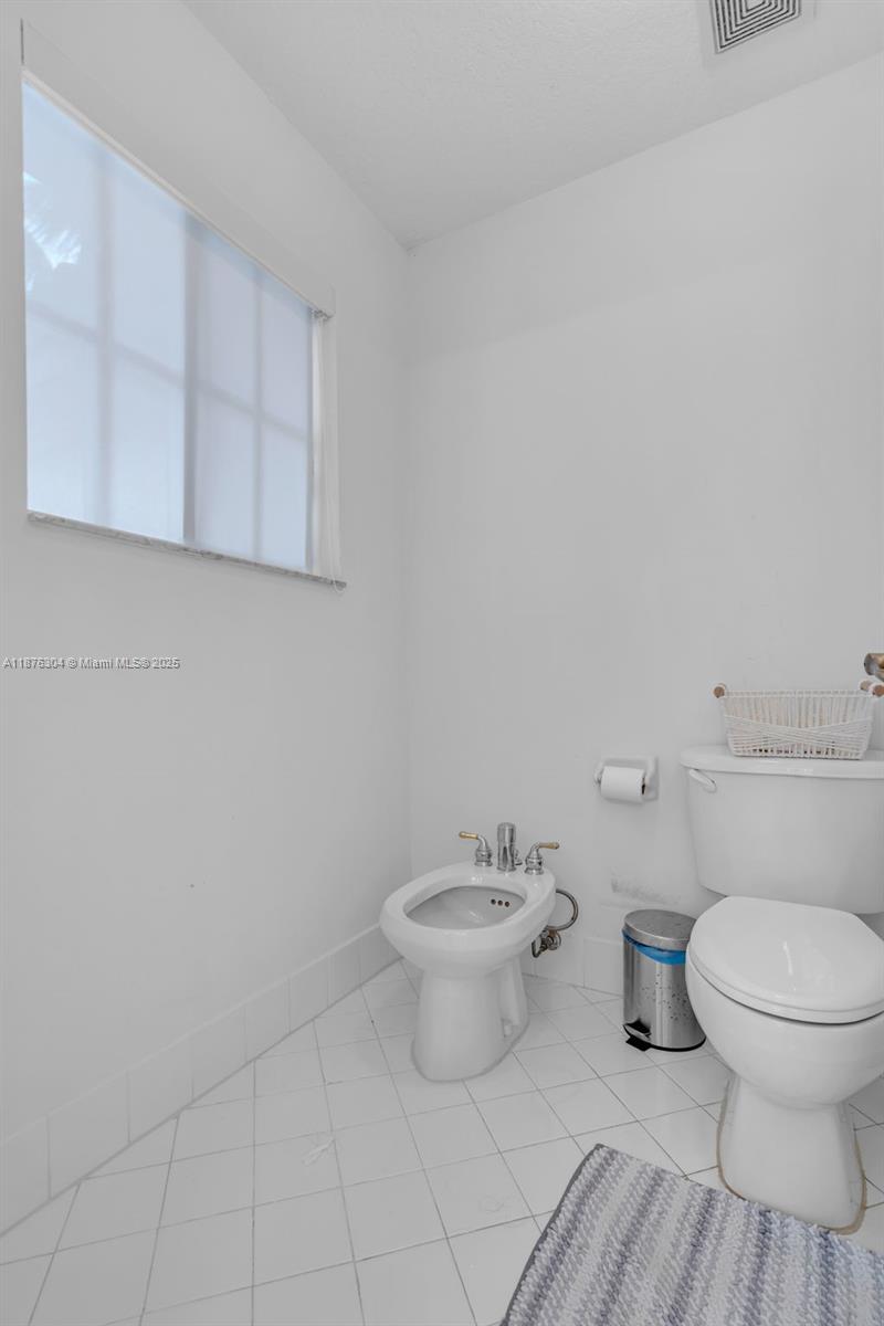 11451 NW 68th Ter # 11451